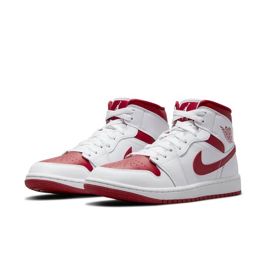 Air Jordan 1 Mid Reverse Chicago