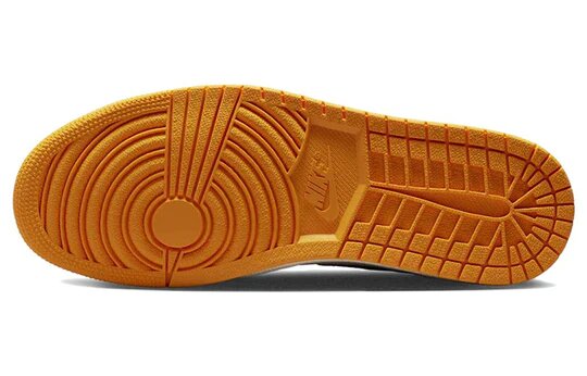 Air Jordan 1 Retro High OG Yellow Toe