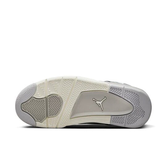 Air Jordan 4 Retro Frozen Moments (women's)