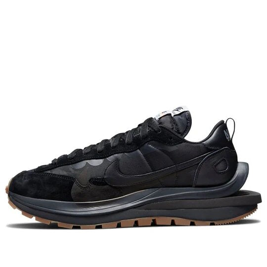 Nike Vaporwaffle Sacai Black Gum