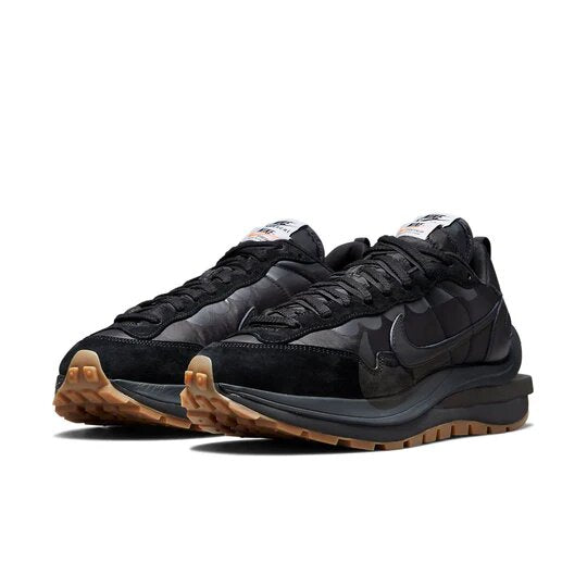 Nike Vaporwaffle Sacai Black Gum