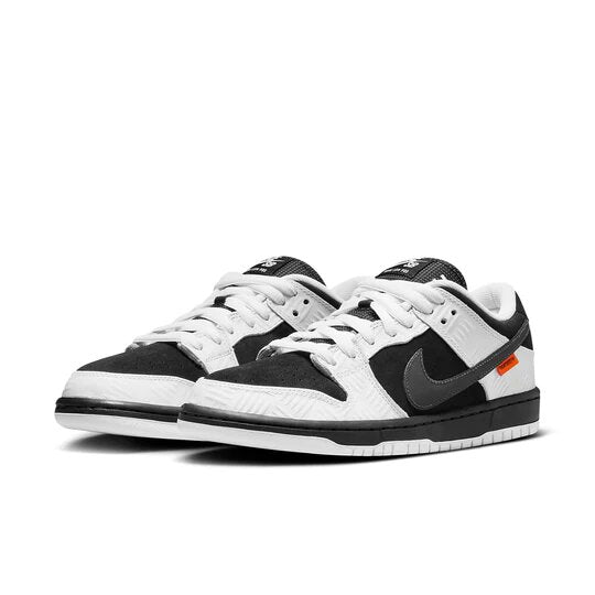 Nike SB Dunk Low X Tightbooth