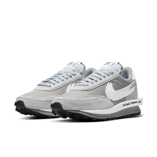 NIKE X SACAI