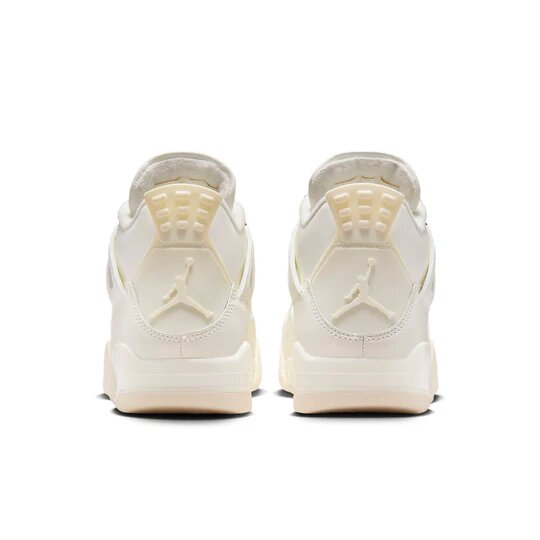 Air Jordan 4 Retro Metallic Gold
