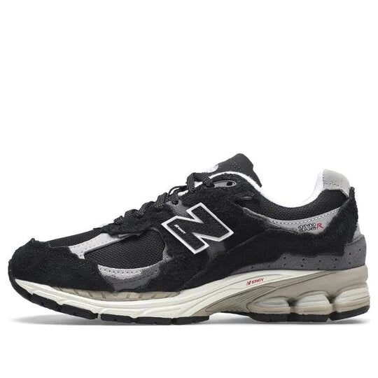 New Balance 2002R Protection Pack Black
