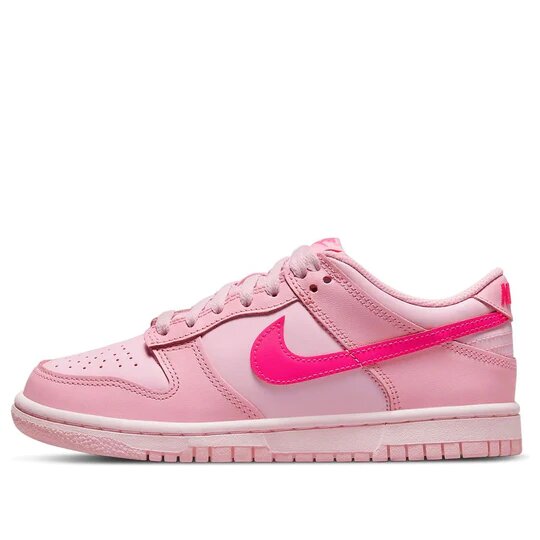 Nike Dunk Low Triple Pink